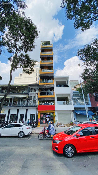 Cho thuê Nguyên Căn mặt tiền Pasteur, Phường Bến Nghé Quận 1